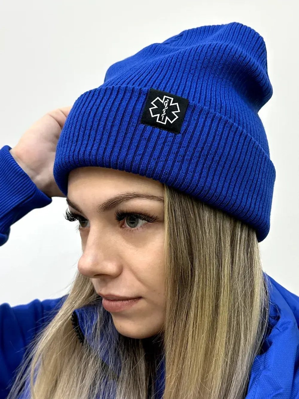 Шапка Скорая помощь