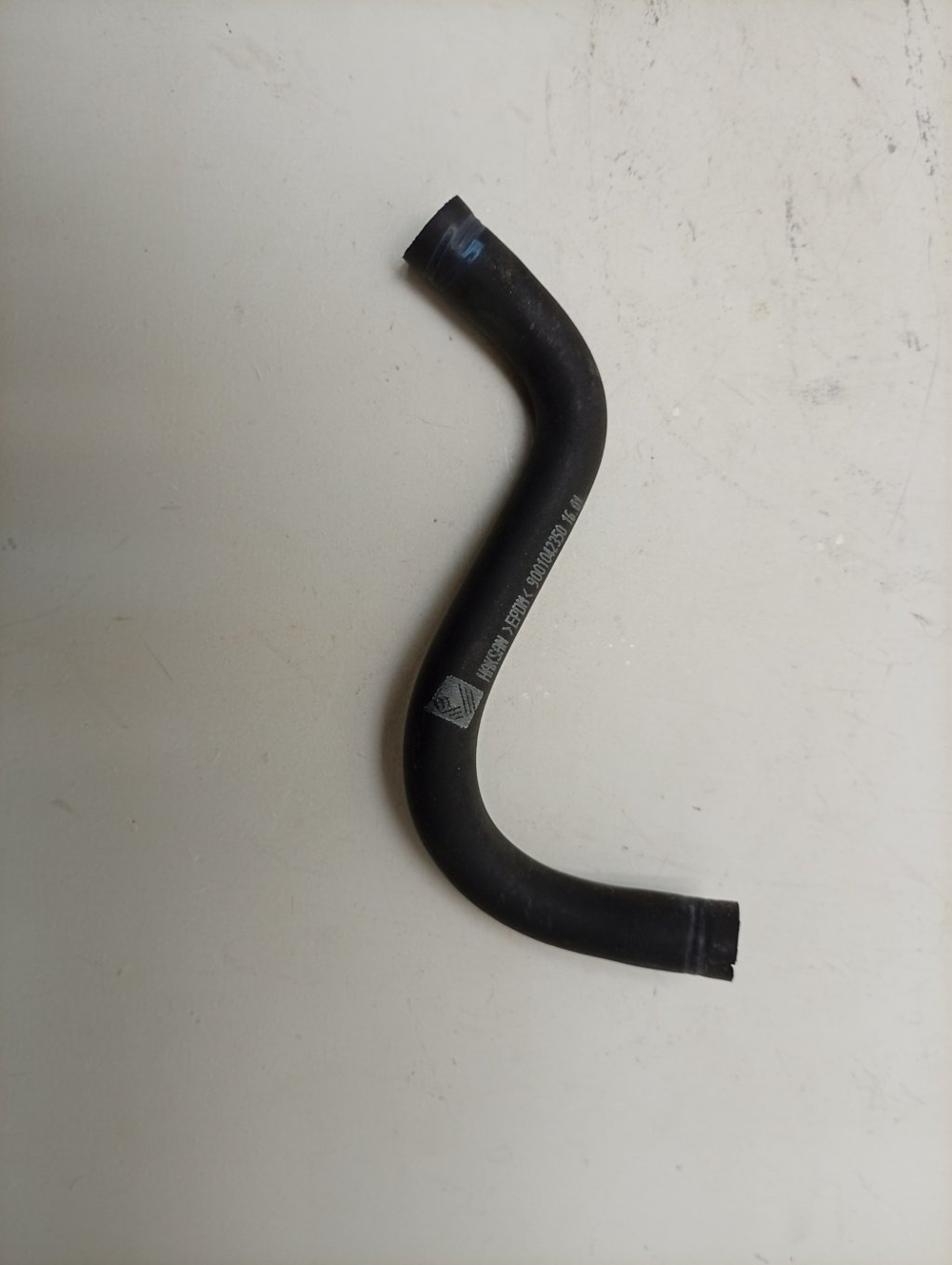 WLK24271OE/04 кт30 Патрубок от КЭНа в дозатор для стиральных машин Bosch 9001042350 б/у