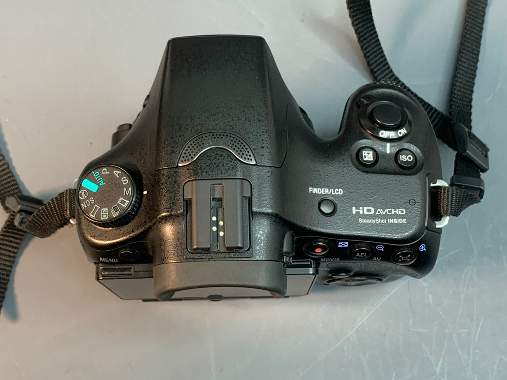 Sony A65 kit 18-55mm 18.000 кадров