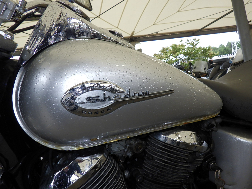 Honda Shadow 750	2000