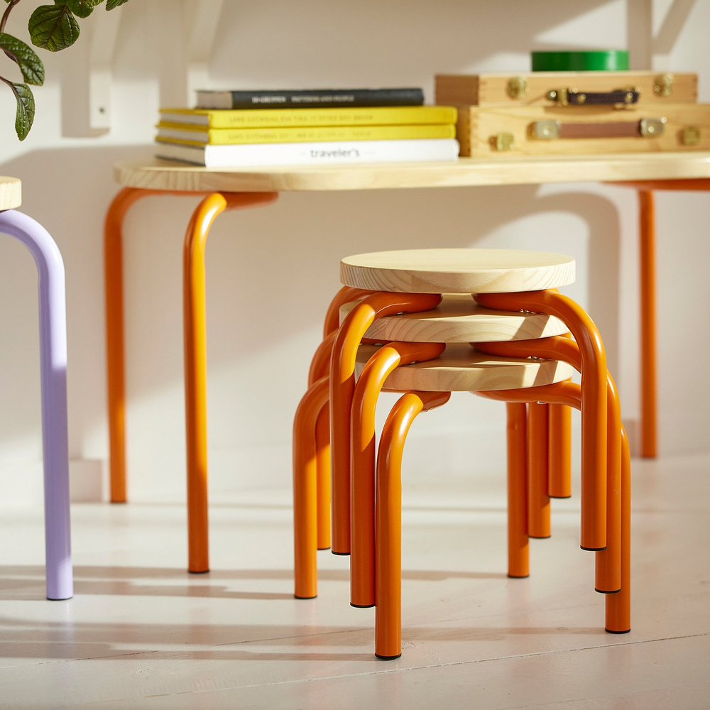 IKEA GREJSIMOJS  (ИКЕА ГРЕЙСИМОЙС)  -  Табурет детский - дерево/оранжевый