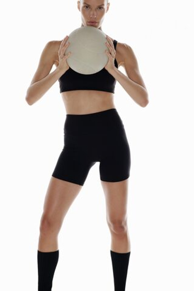 Короткие спортивные тайтсы SoftMove™ - H&M