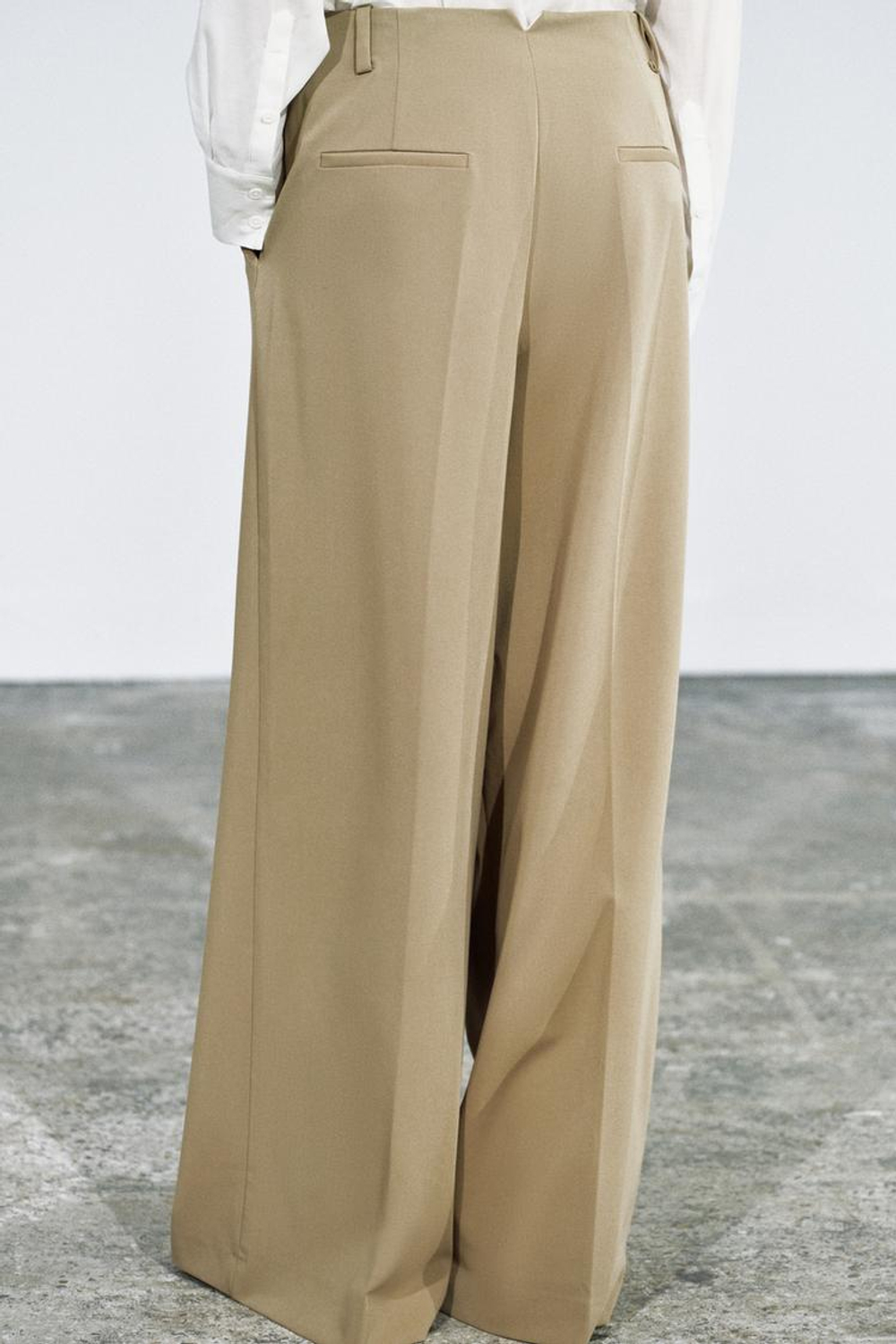 ZARA БРЮКИ С ЗАЩИПАМИ — ZW COLLECTION, МЯГКИЙ КАШТАНОВЫЙ