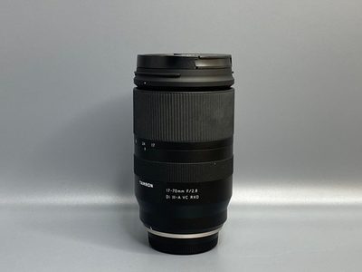 Tamron 17-70mm f/2.8 Di III-A VC RXD для Fujifilm X