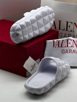Шлепанцы Valentino