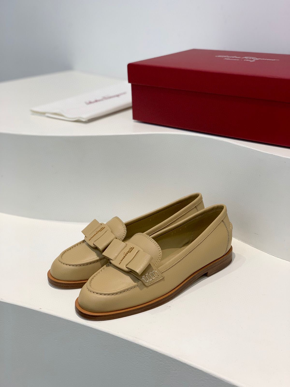 Лоферы Salvatore Ferragamo
