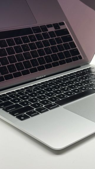 MacBook Air 13 M1 8/256gb Silver