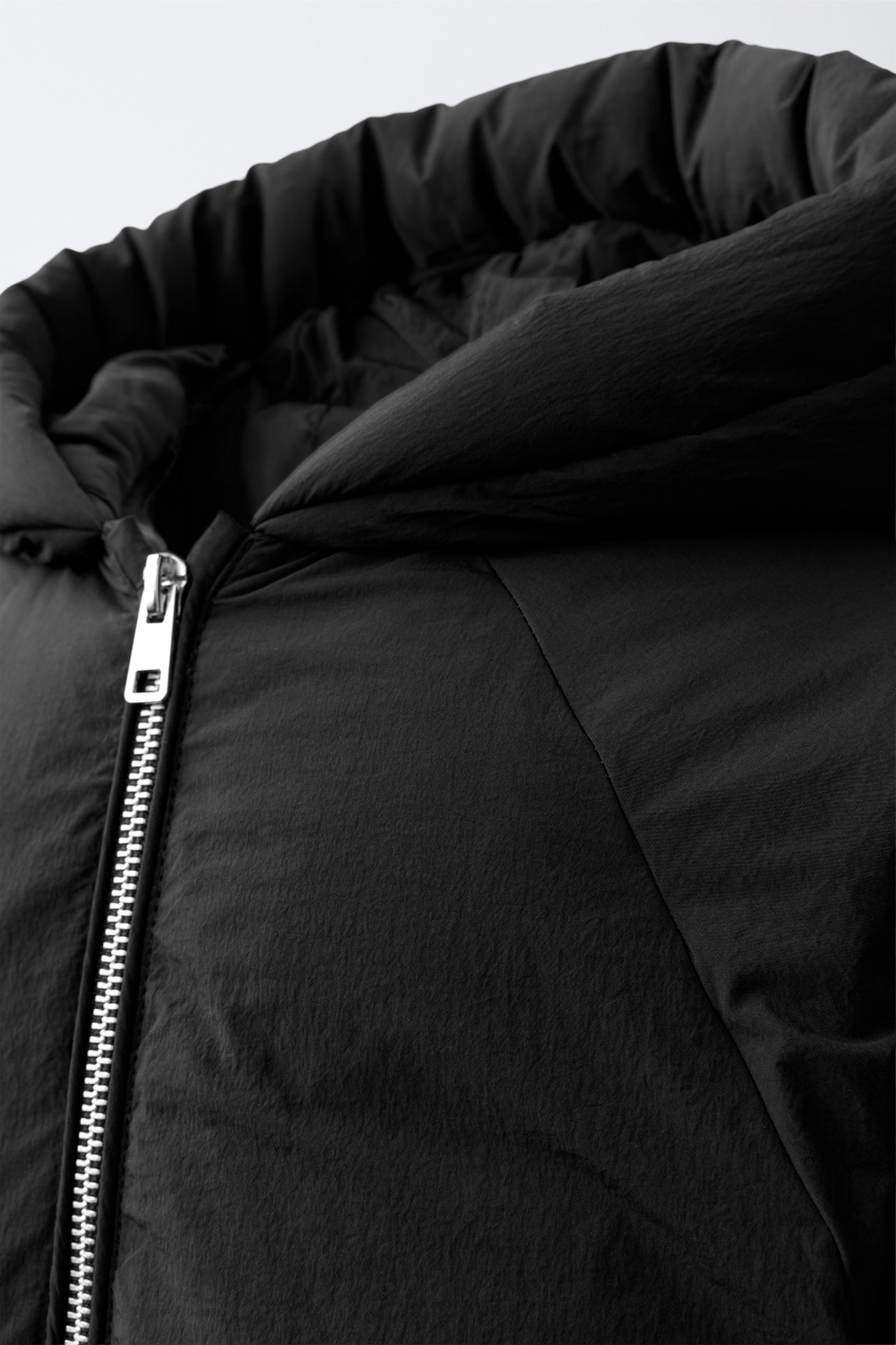 ZARA ПУХОВИК С НАПОЛНИТЕЛЕМ ИЗ ПЕРА И ПУХА WATER REPELLENT, ЧЕРНЫЙ