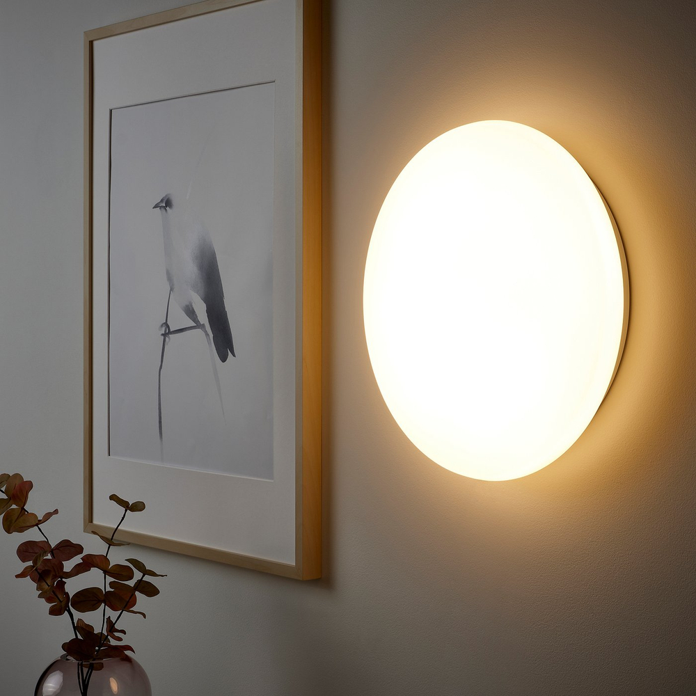 IKEA STOFTMOLN  (ИКЕА СТОФТМОЛН)  -  Лампа потолочная/настенная LED - умная беспроводная диммируемая/тёплый белый белая 37 см