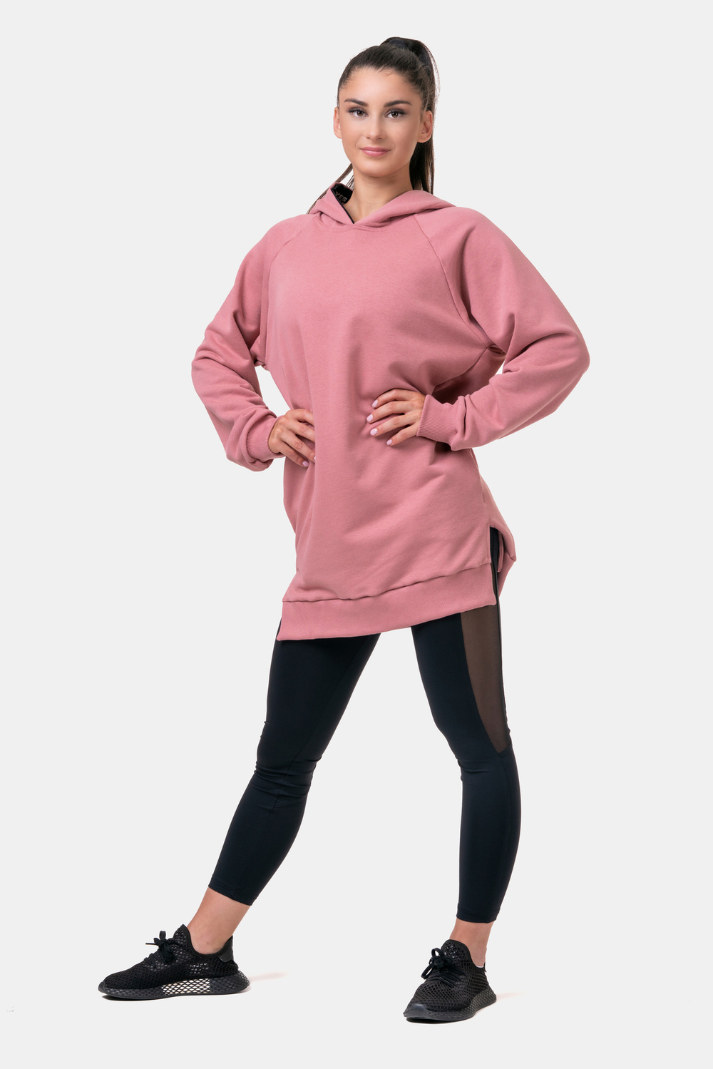Толстовка женская Everyday HERO Long Sweatshirt with a hoodie 580 Розовая