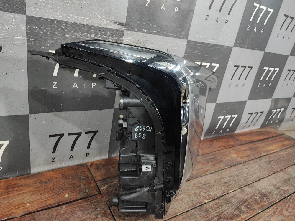 Фара правая LED GAC GS8 2 21-нв Б/У Оригинал 7210002DRS0002M10