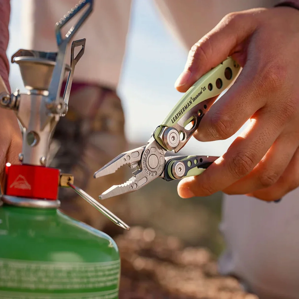 Мультитул LEATHERMAN Skeletool CX Verdant