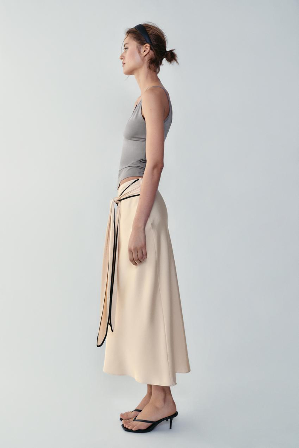 ZARA АТЛАСНАЯ ЮБКА МИДИ С УЗЛОМ, ЭКРЮ