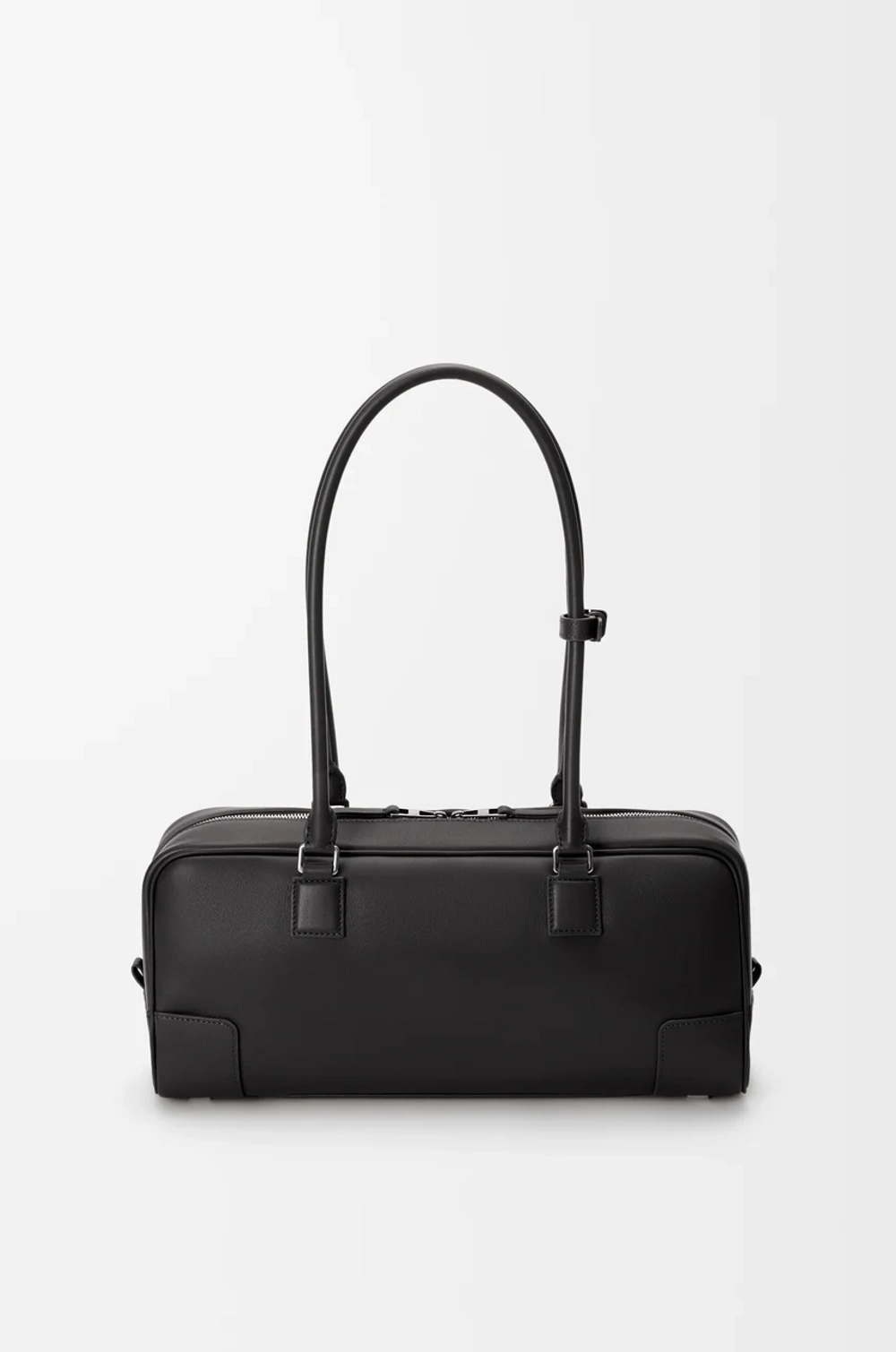 Loewe Укороченная сумка Amazona 31 из блестящей телячьей кожи, черный