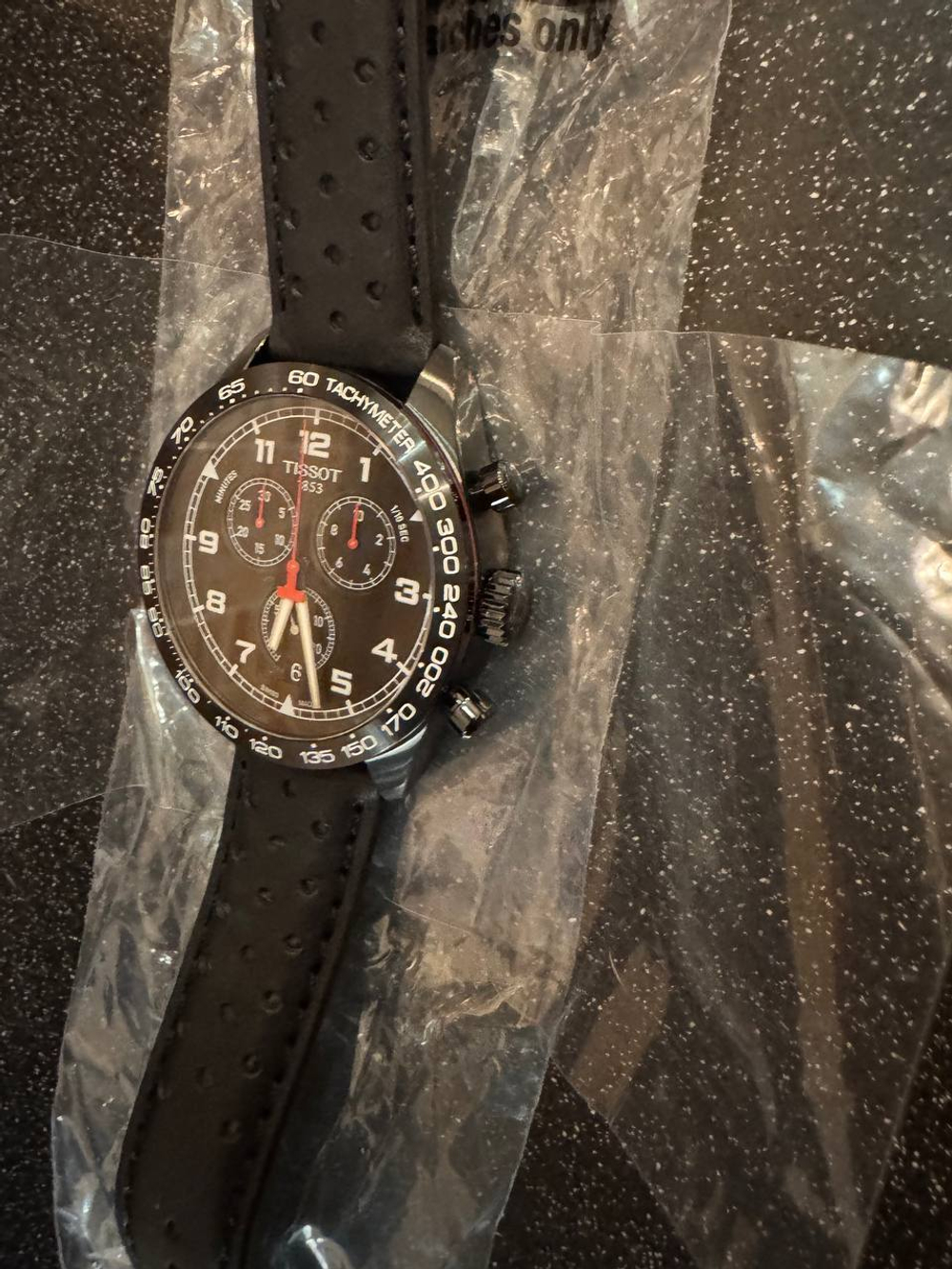 Швейцарские наручные часы Tissot T131.617.36.052.00 с хронографом