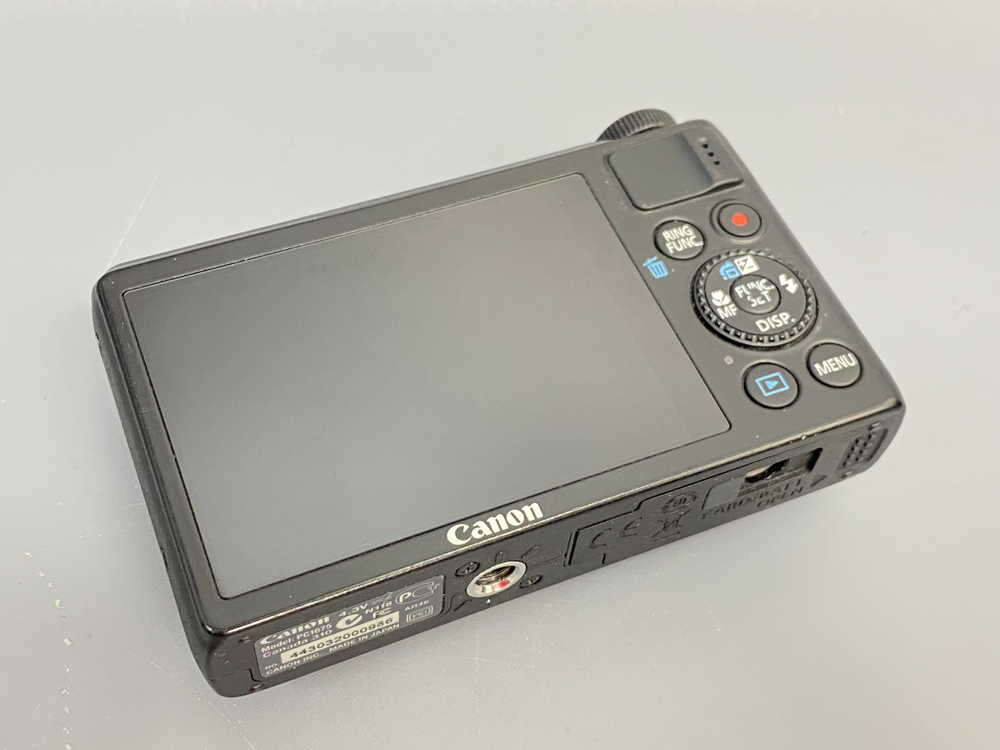Canon PowerShot S100