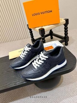Кроссовки тёмно-синие с белой отделкой от Louis Vuitton Run Away BP5-619534