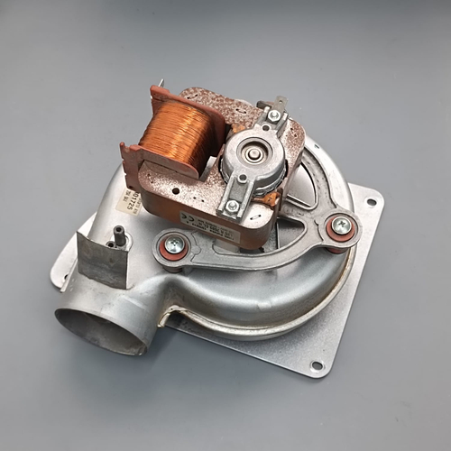 Б/У Вентилятор для котлов BOSCH 3000, BUDERUS U032 (50W) арт. 87072040440, 87072040380