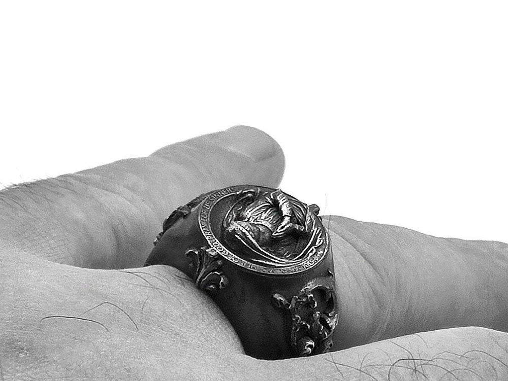 Перстень из серебра "Antique Prayer" AZR-044