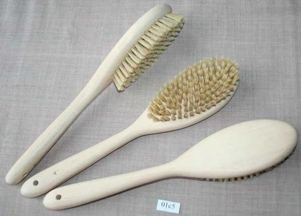 Щетка банная массажная с ручкой из натуральной щетины 30*6 см