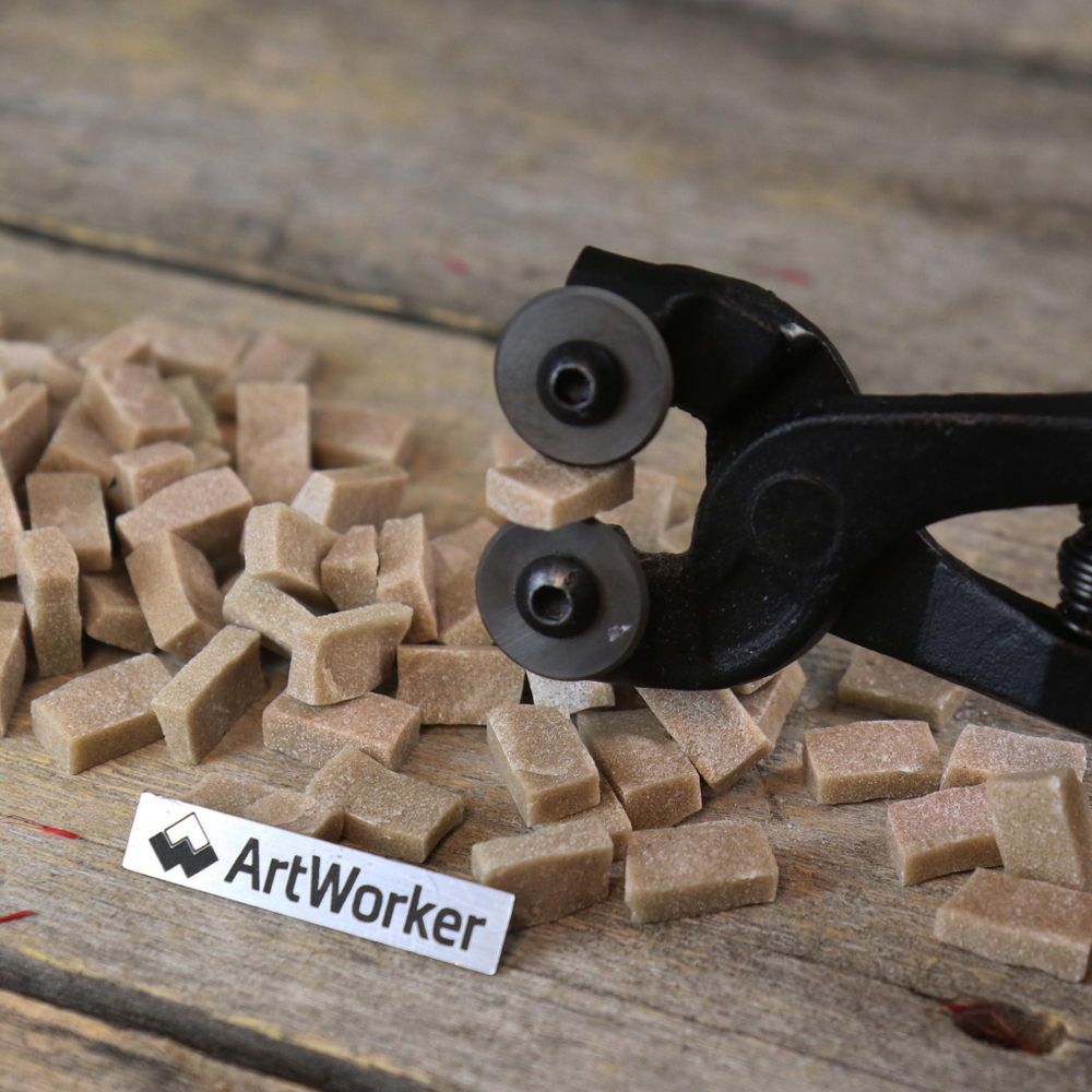 Готовое изделие из серой смальты FG05 | ArtWorker