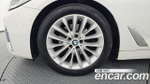 BMW 5-Series 520i Luxury — 2021