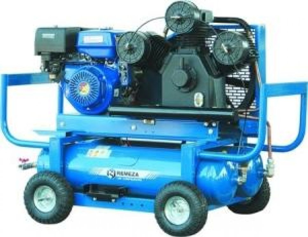 Компрессор мобильный поршневой строительный, с генератором 90.LB75.SPE390E REMEZA (Белоруссия): 980 л/мин., 8 бар, ресивер 90 л., 13 кВт, Бенз/элВ, габариты без упак. 1400х810х930 мм, 185 кг.