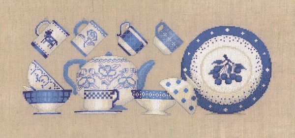 Набор для вышивания нитками Le Bonheur des Dames Vaisselle Bleue (Синяя посуда), 12,5х31 см