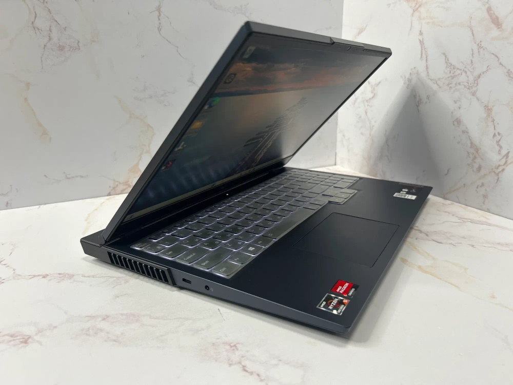 Ноутбук Lenovo Legion 5 15ACH6A (82NW0035RK) 15.6"/AMD Ryzen 5 5600H/RAM 16GB/SSD 1024GB/Radeon RX 6600M 8GB/IPS 165 Hz/1920*1080/DOS/Подсветка кл-ры: RGB/черный. Состояние: C1