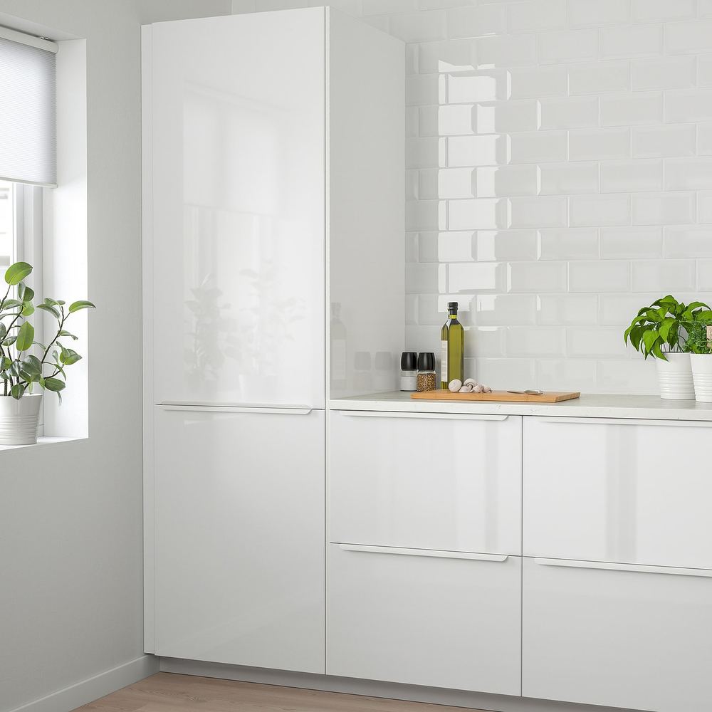 IKEA RINGHULT  (ИКЕА РИНГХУЛТ)  -  Дверь - глянцевый белый 40х40 см