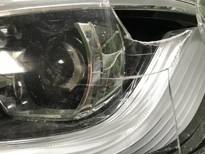 Битая Фара левая Infiniti QX80 (2017-2024) LED