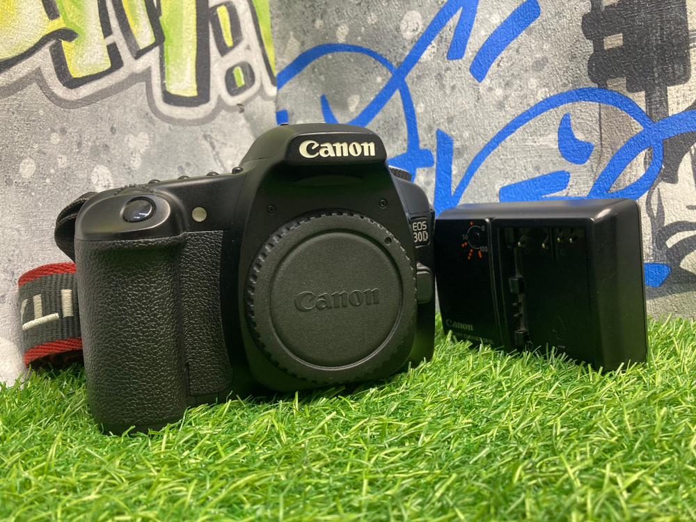 Canon EOS 30D Body
