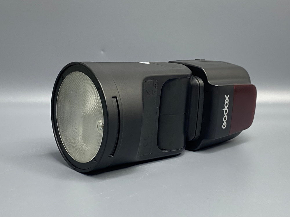 Godox V1C