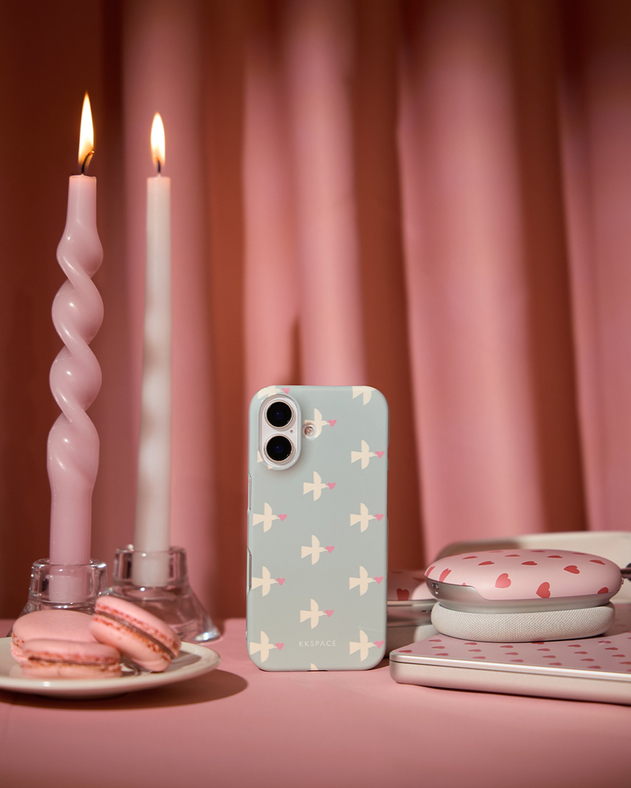 Чехол LOVE CARRIER (зеленый) для iPhone