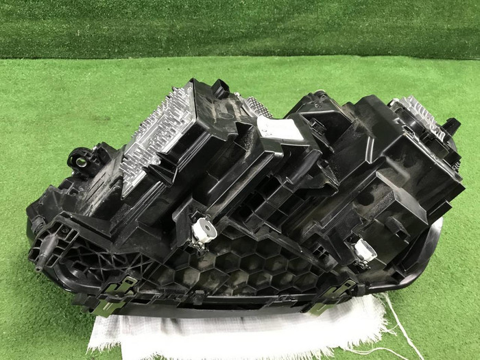 Фара правая BMW X5 G05 X6 G06 18-23 Laser В сборе