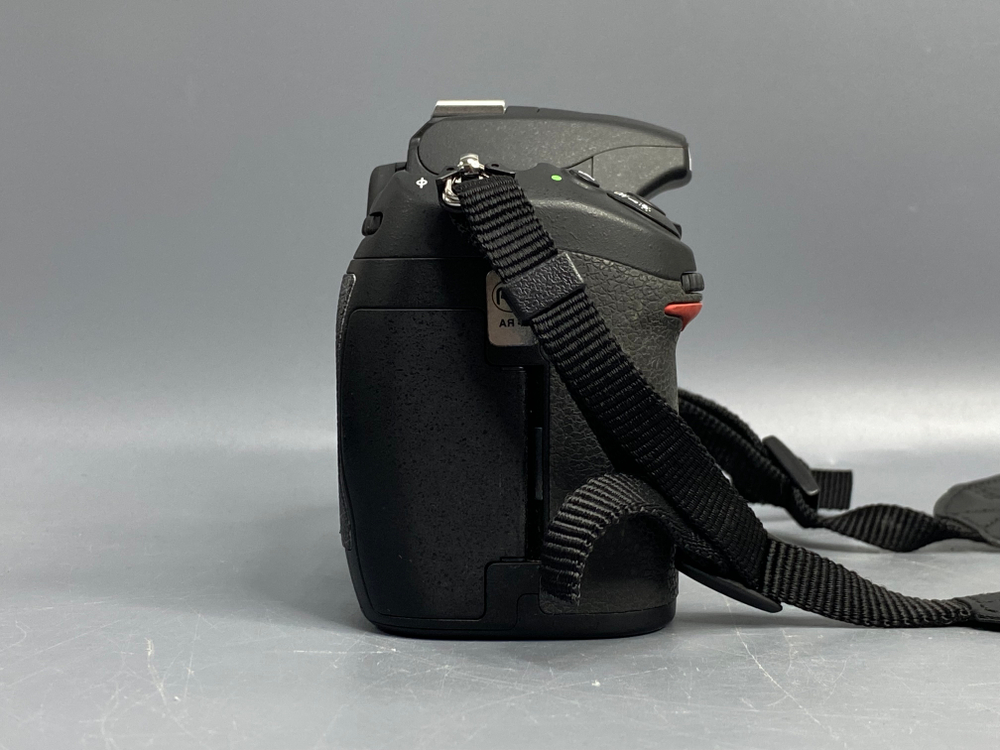 Nikon D300 700 кадров
