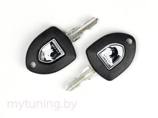 Автобокс Broomer Venture L (430 л.) АБС, текстурный пластик
