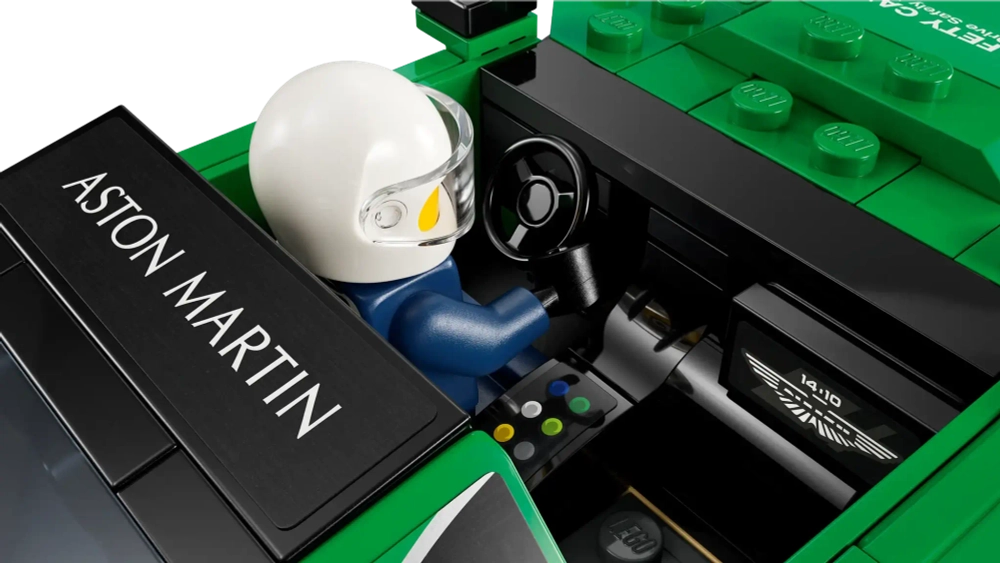 Конструктор LEGO Speed Champions 76925 Автомобиль безопасности Aston Martin и AMR23
