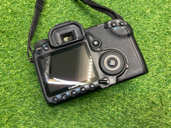 Canon EOS 40D 9.800 кадров