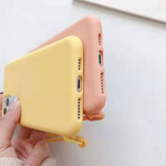 Силиконовый матовый чехол с ремешком для iPhone 11 Pro, 011397 Желтый