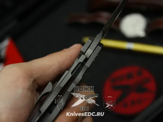 Складной нож Spyderco "Stovepipe" C260TIP - рукоять титан, клинок CPM-20CV
