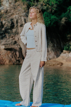 ZARA ДЖИНСЫ TRF BAGGY С ЦВЕТОЧНЫМ ПРИНТОМ, С ПРИНТОМ