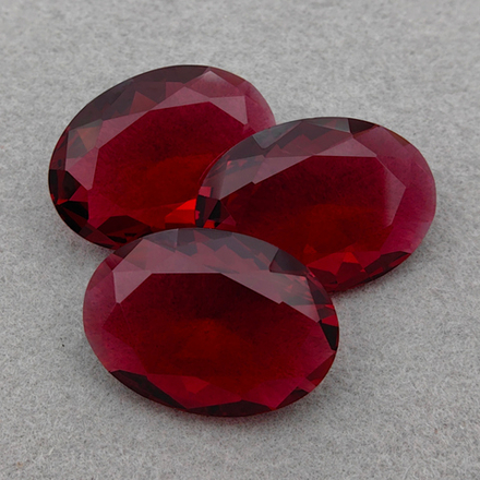 Овал из ювелирного стекла, Ruby