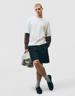 Мужская футболка с контрастными двойными рукавами - BERSHKA
