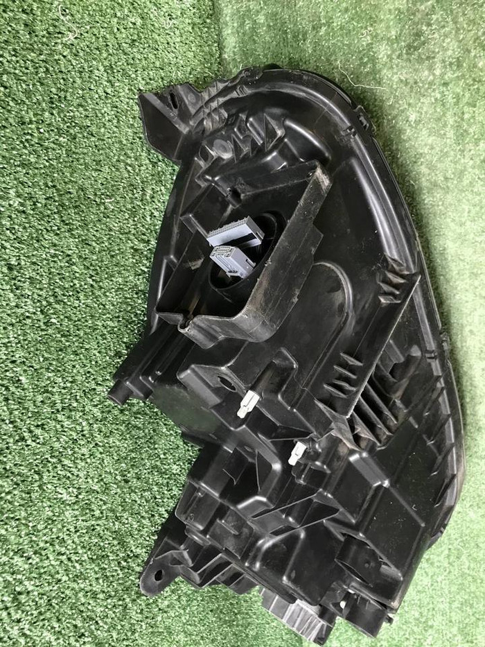 Фара левая Volvo XC90 2 (2014-2019) LED