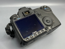 Canon EOS 50D 30.592 кадров