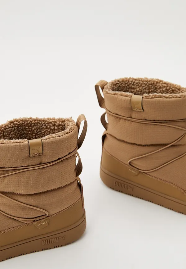 Сапоги женские PUMA Snowbae Wns