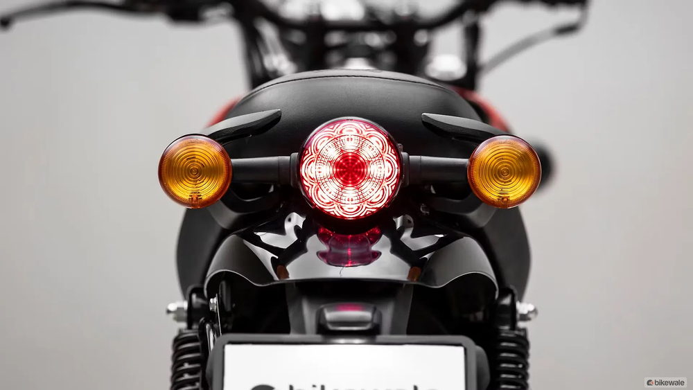 Royal Enfield Hunter 350 London Red 2026