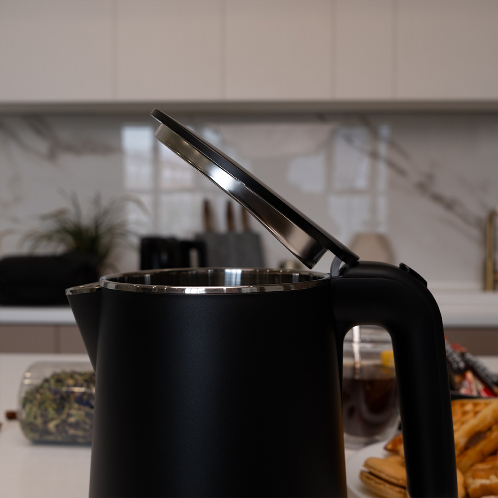 Электрический чайник Meyvel MKE-04T (Black)