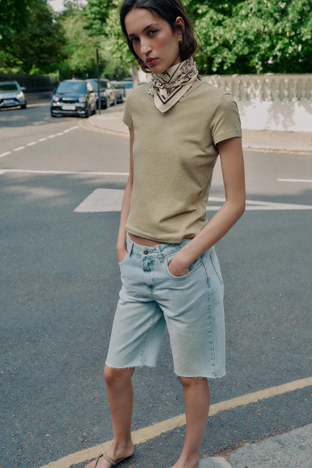 ХЛОПКОВАЯ ФУТБОЛКА С КОРОТКИМИ РУКАВАМИ — ZARA
